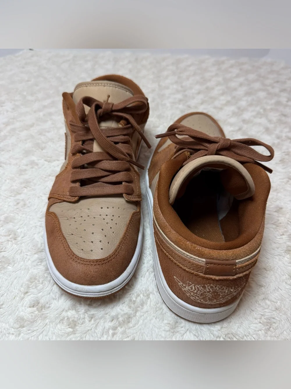Nike low top